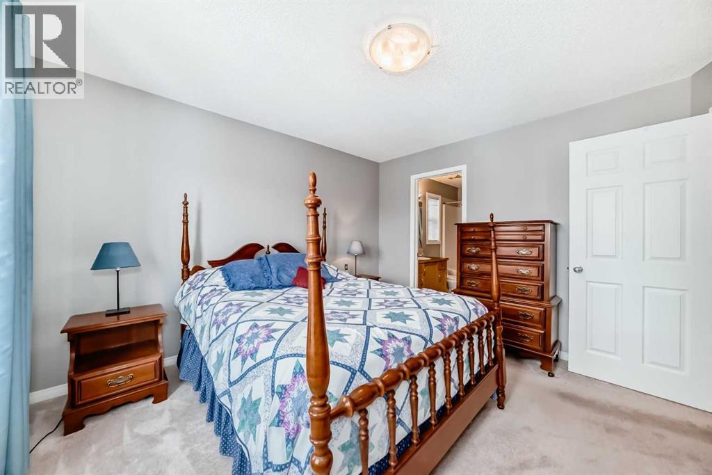 137 Luxstone Way Sw, Airdrie, Alberta  T4B 3C2 - Photo 22 - A2305690