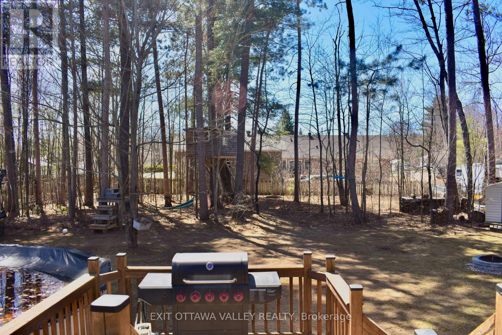 16 Heritage Drive, Petawawa, Ontario  K8H 3J3 - Photo 26 - X12830064