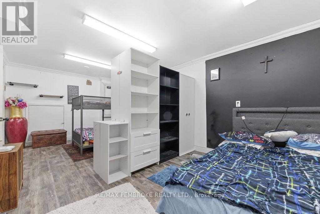 33698 Highway 17 Highway W, Deep River, Ontario  K0J 1P0 - Photo 28 - X12997862