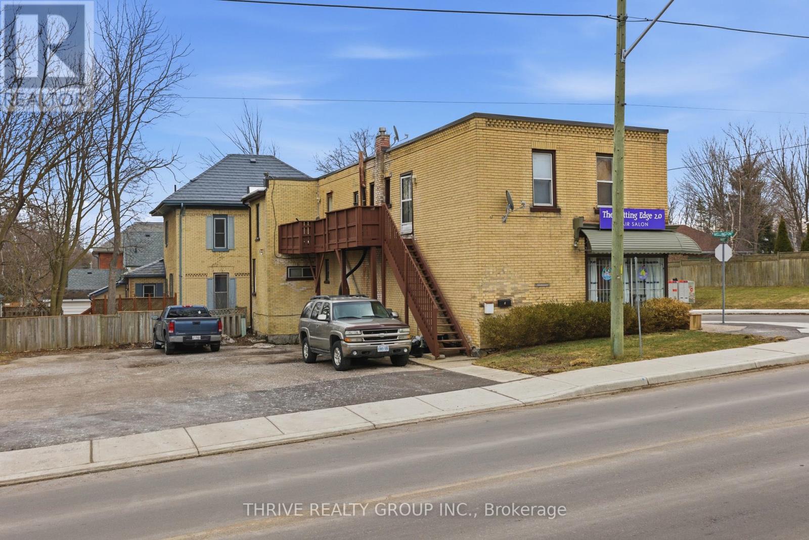 537 Mary Street, Woodstock, Ontario  N4S 4S8 - Photo 2 - X13053572