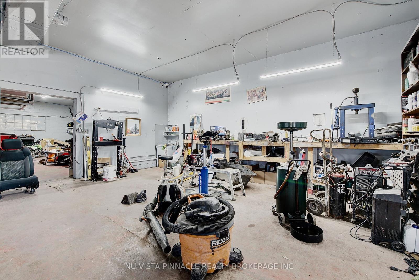 6339 Egremont Drive, Middlesex Centre, Ontario  N0L 1R0 - Photo 32 - X13053604