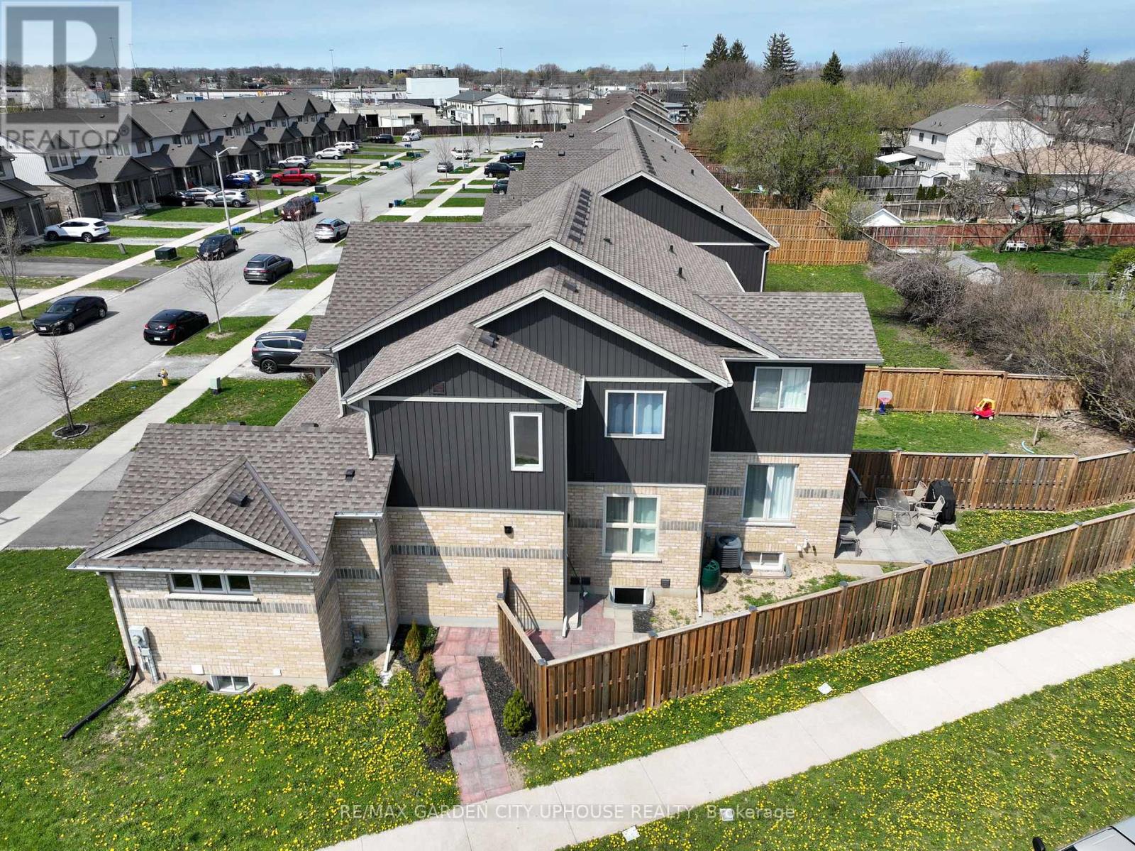 Lower - 11 Manhattan Court, St. Catharines, Ontario  L2R 0B8 - Photo 15 - X12882262