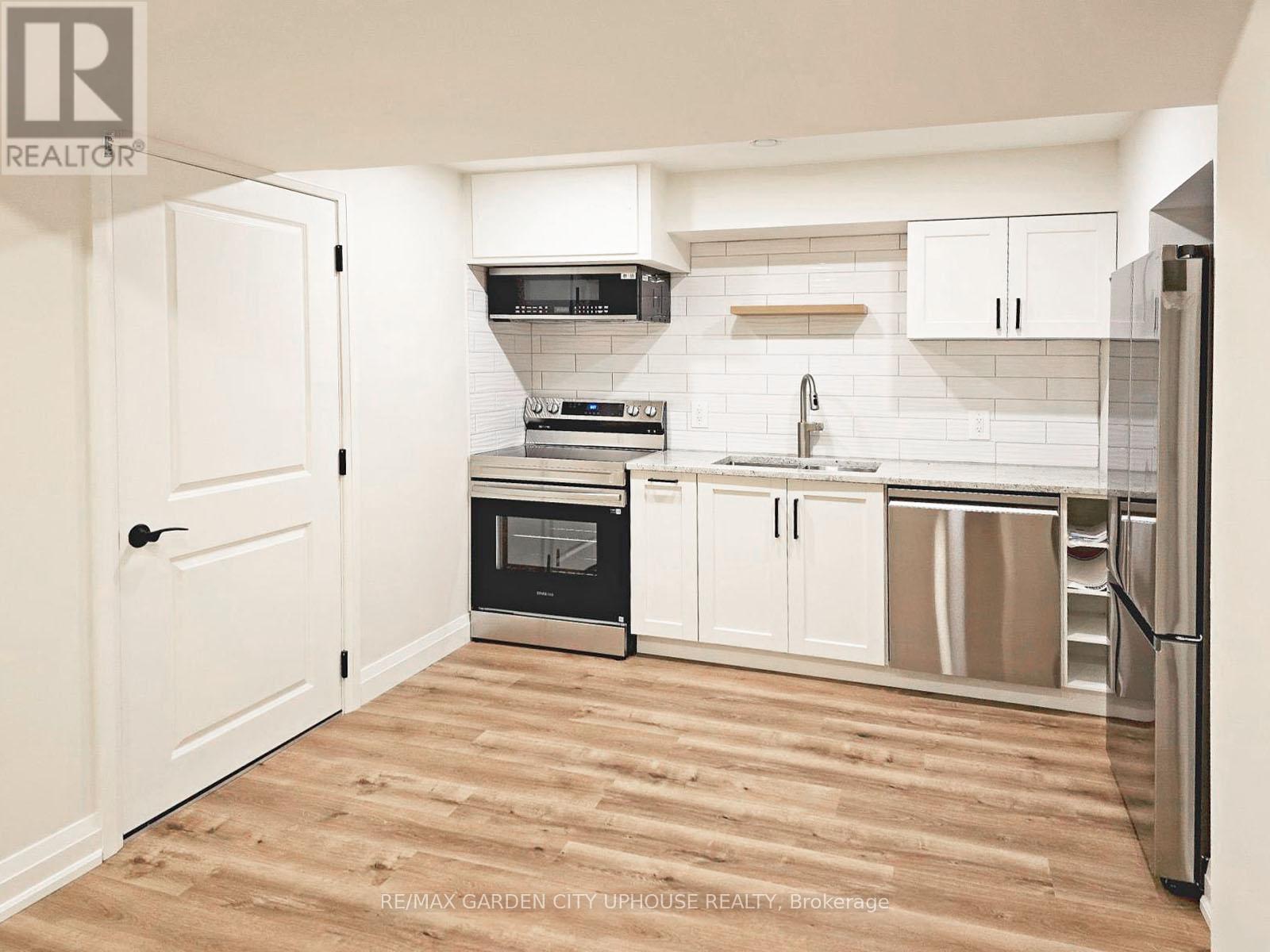 Lower - 11 Manhattan Court, St. Catharines, Ontario  L2R 0B8 - Photo 11 - X12882262