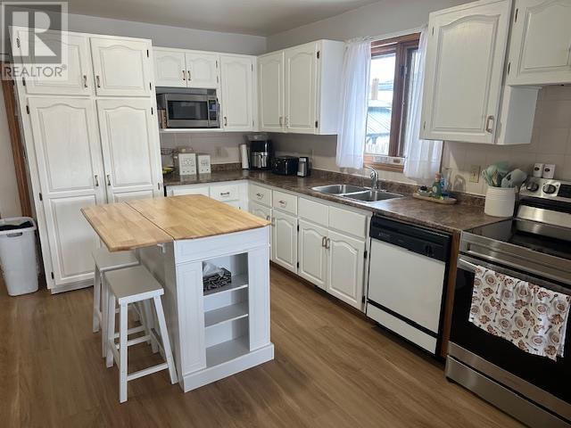 432 Gemstone Dr, Thunder Bay, Ontario  P7G 1B1 - Photo 4 - TB2600695