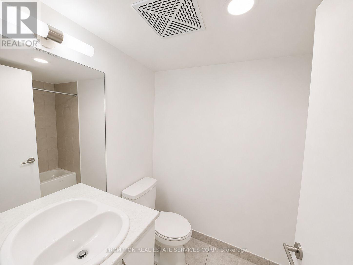 403 - 1346 Danforth Road, Toronto, Ontario  M1J 0A9 - Photo 7 - E12693510