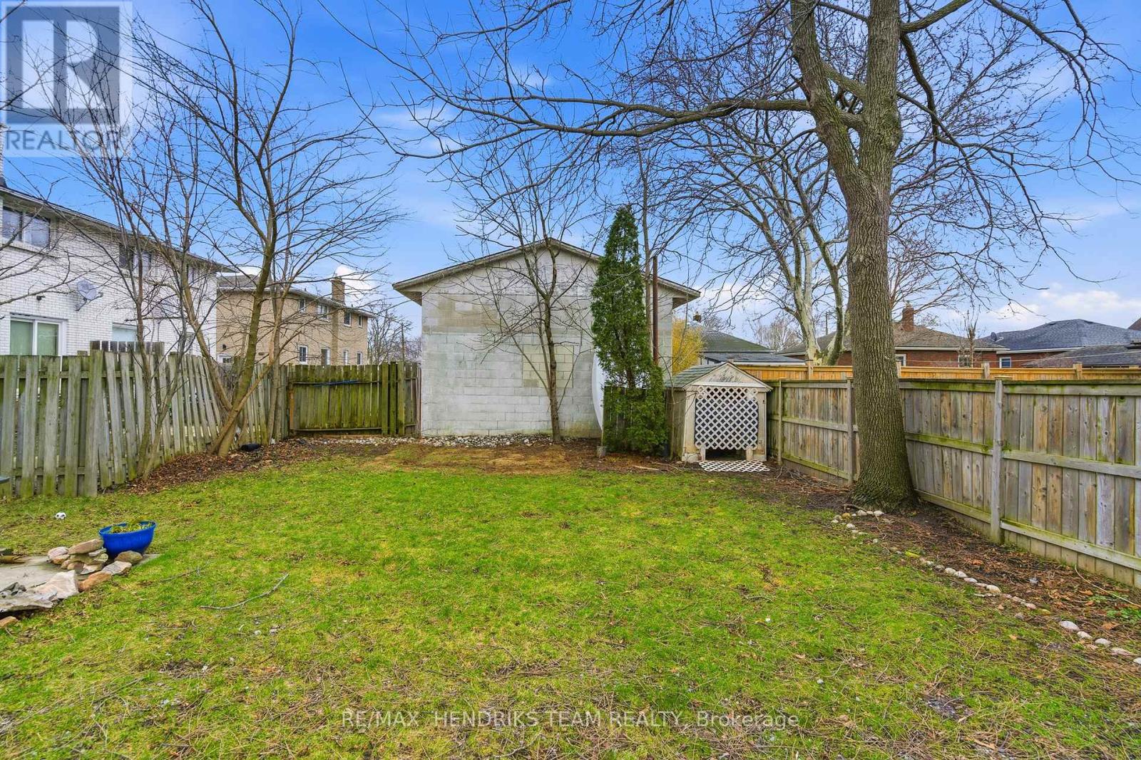 140 Eastchester Avenue, St. Catharines, Ontario  L2P 2Z4 - Photo 35 - X12918522