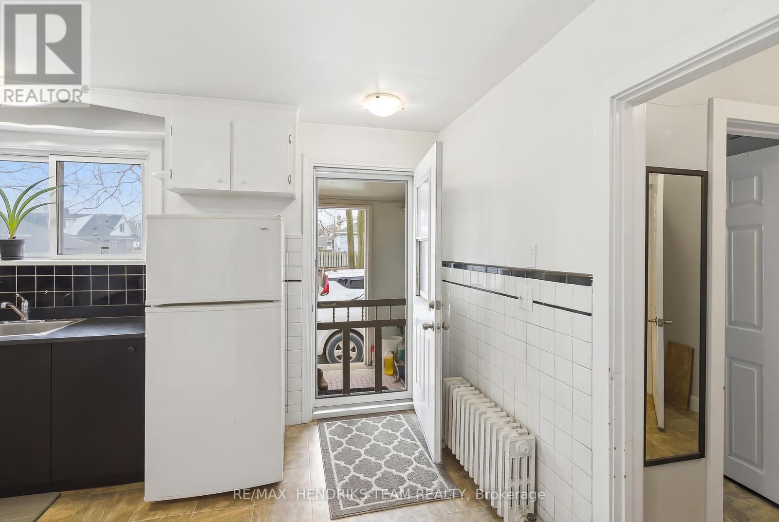 140 Eastchester Avenue, St. Catharines, Ontario  L2P 2Z4 - Photo 9 - X12918522