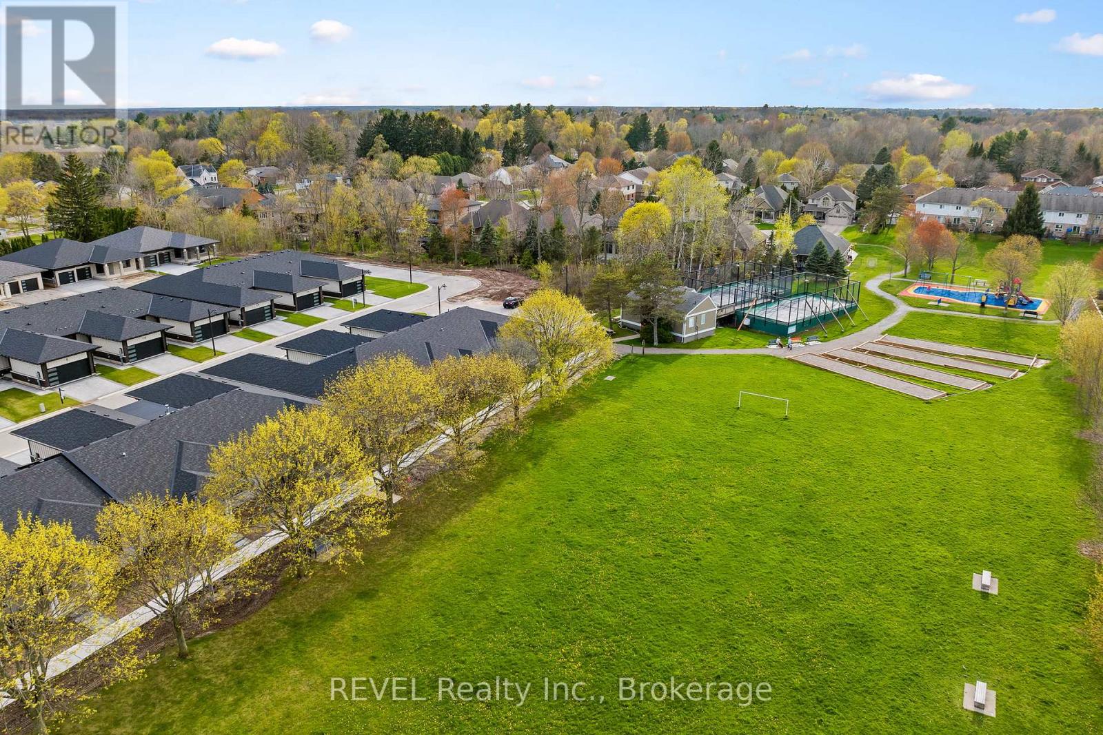 11 Accursi Crescent, Pelham, Ontario  L0S 1E2 - Photo 42 - X13009108