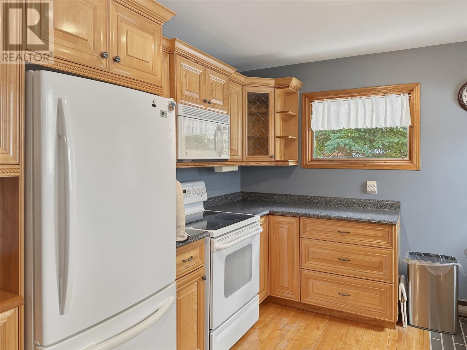 35 Pine Tree Road, Gambo, Newfoundland & Labrador  A0G 1T0 - Photo 2 - 1296649