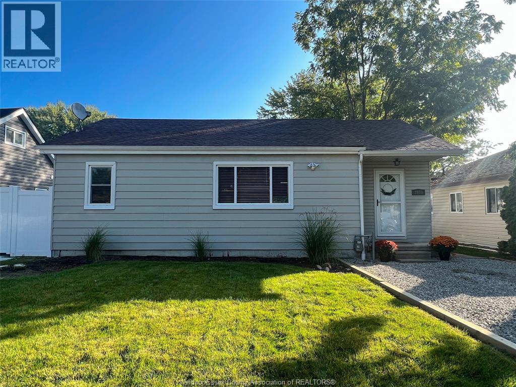 2970 Clemenceau, Windsor, Ontario  N8T 2R1 - Photo 1 - 26009359