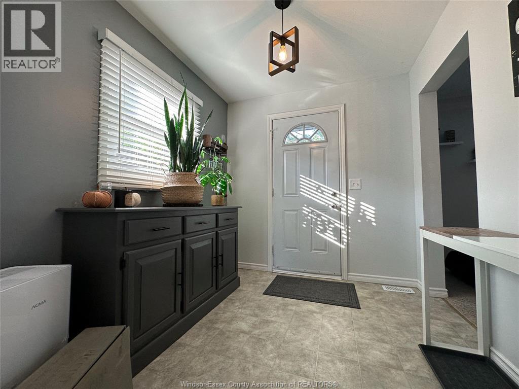 2970 Clemenceau, Windsor, Ontario  N8T 2R1 - Photo 5 - 26009359