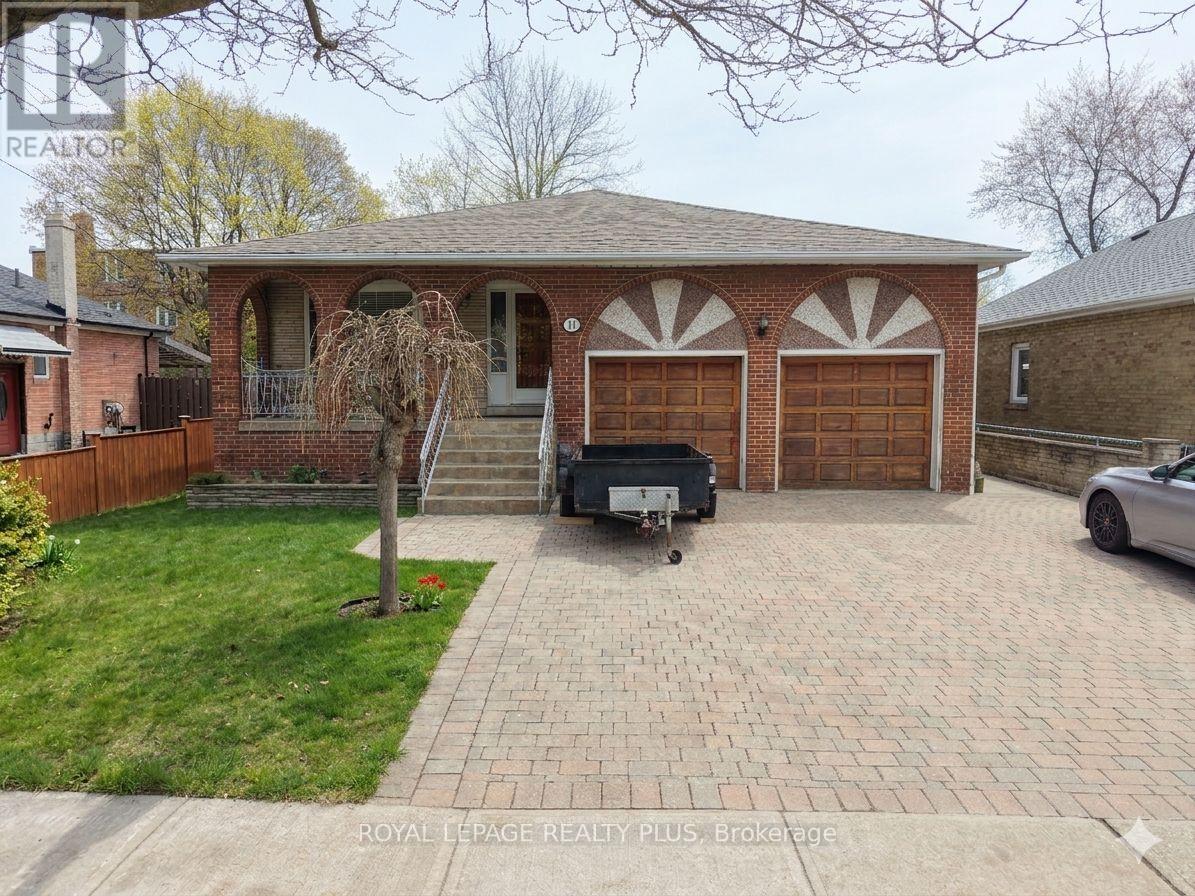 11 RANWOOD DRIVE, Toronto, Ontario