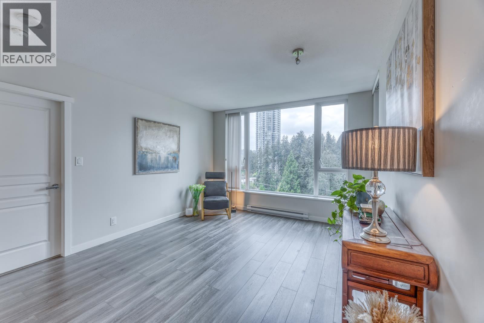 1004 3100 Windsor Gate, Coquitlam, British Columbia  V3B 0P3 - Photo 7 - R3116654