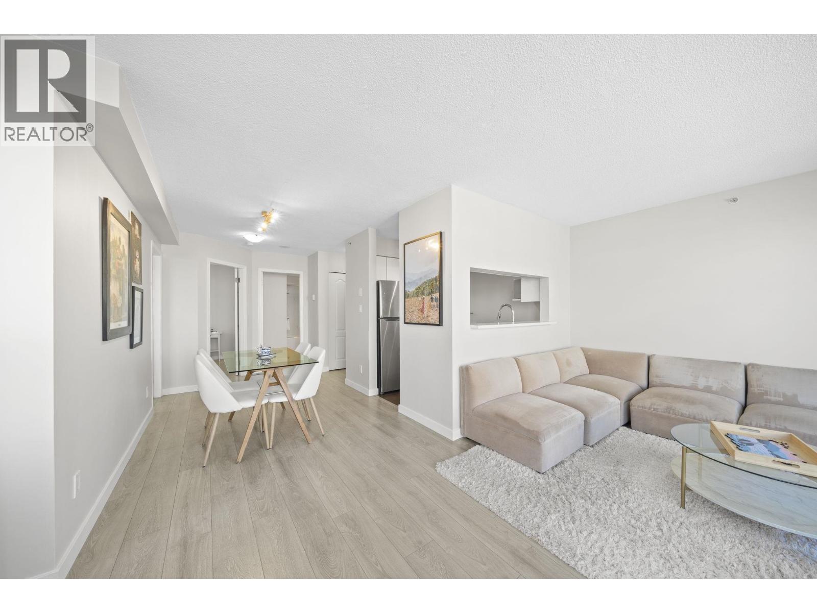 1208 3455 Ascot Place, Vancouver, British Columbia  V5R 6B7 - Photo 6 - R3116659