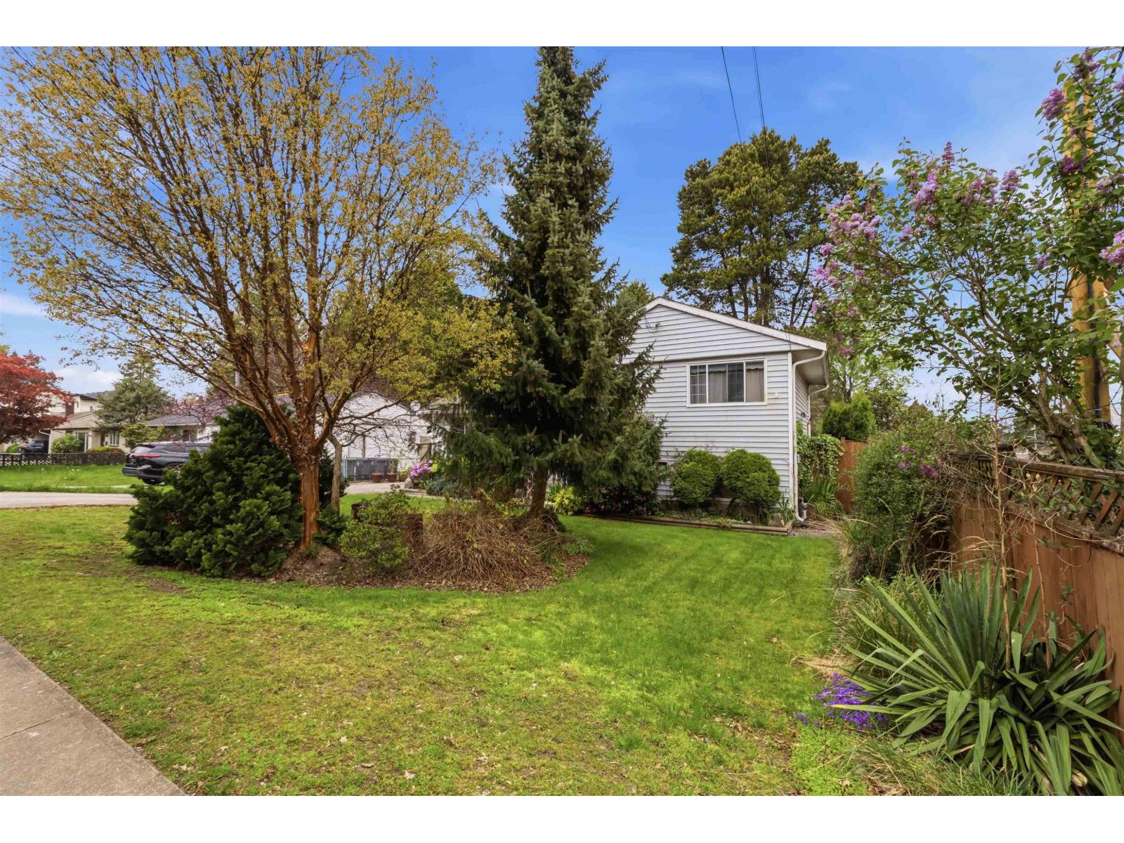 14713 110 Avenue, Surrey, British Columbia  V3R 2A9 - Photo 3 - R3116243