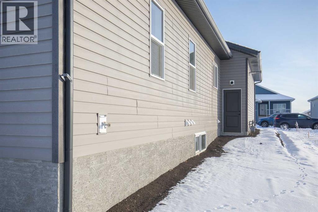 32 Sunrise Crescent N, Three Hills, Alberta  T0M 2A0 - Photo 32 - A2279132