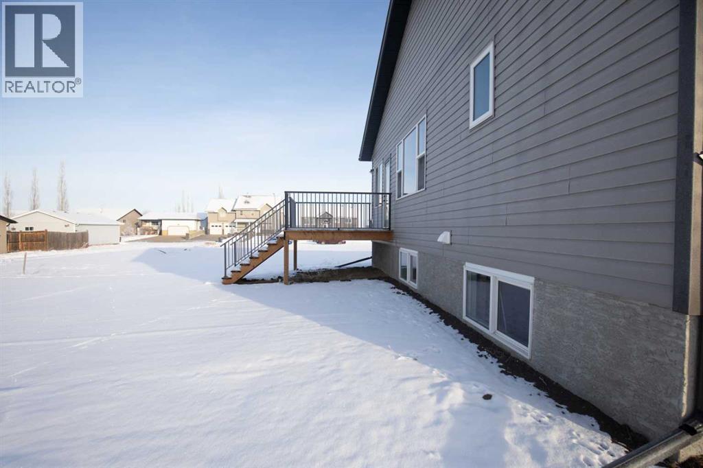 32 Sunrise Crescent N, Three Hills, Alberta  T0M 2A0 - Photo 33 - A2279132