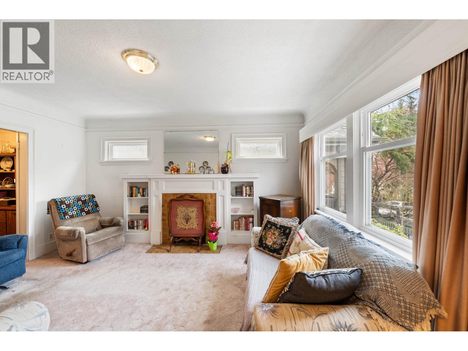 2578 Oxford Street, Vancouver, British Columbia  V5K 1N1 - Photo 4 - R3116650