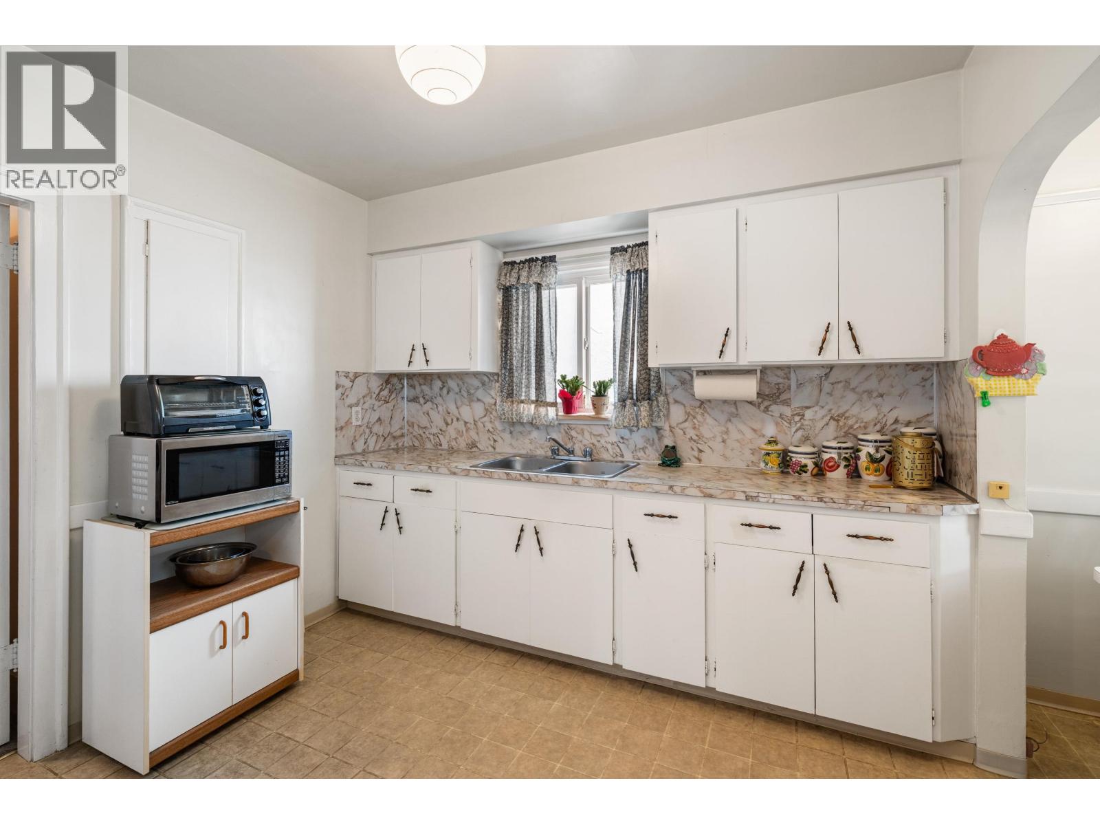 2578 Oxford Street, Vancouver, British Columbia  V5K 1N1 - Photo 7 - R3116650