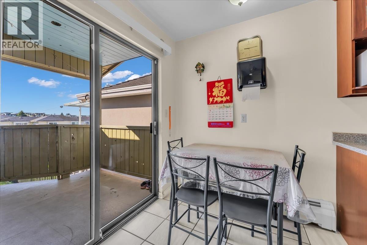 7266 17th Avenue, Burnaby, British Columbia  V3N 1K9 - Photo 12 - R3116711