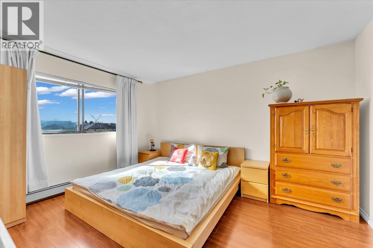 7266 17th Avenue, Burnaby, British Columbia  V3N 1K9 - Photo 16 - R3116711