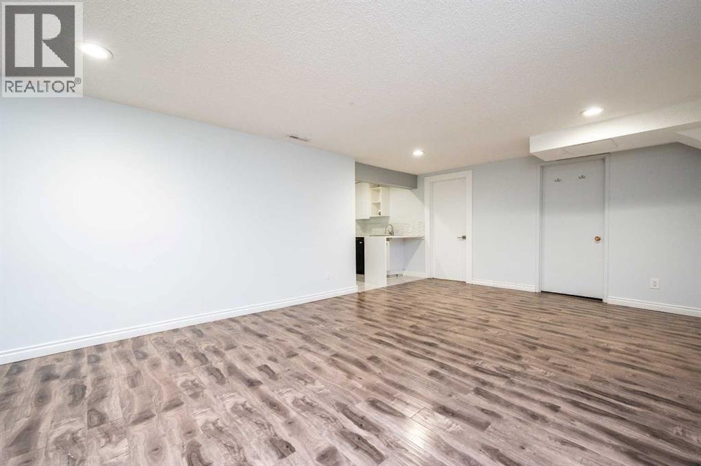 640 Rundleridge Drive Ne, Calgary, Alberta  T1Y 2K9 - Photo 30 - A2305752