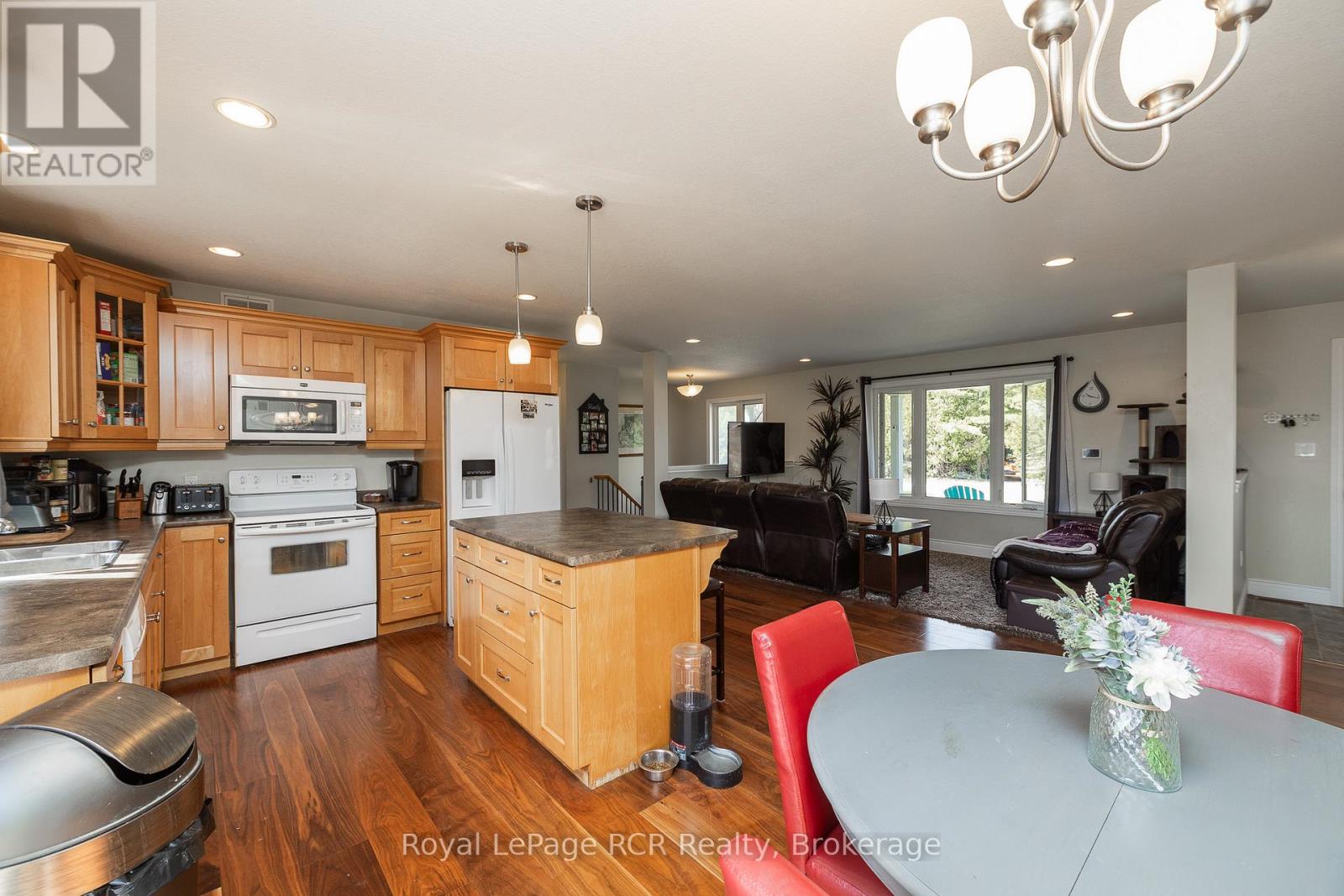 123 Douglas Street, Chatsworth, Ontario  N0H 2V0 - Photo 8 - X13053514