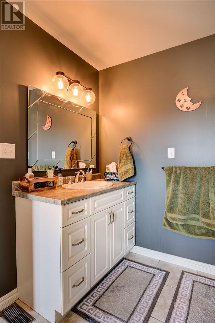 7 Elbow Ridge Road, Estaire, Ontario  P0M 3C0 - Photo 13 - 2127351