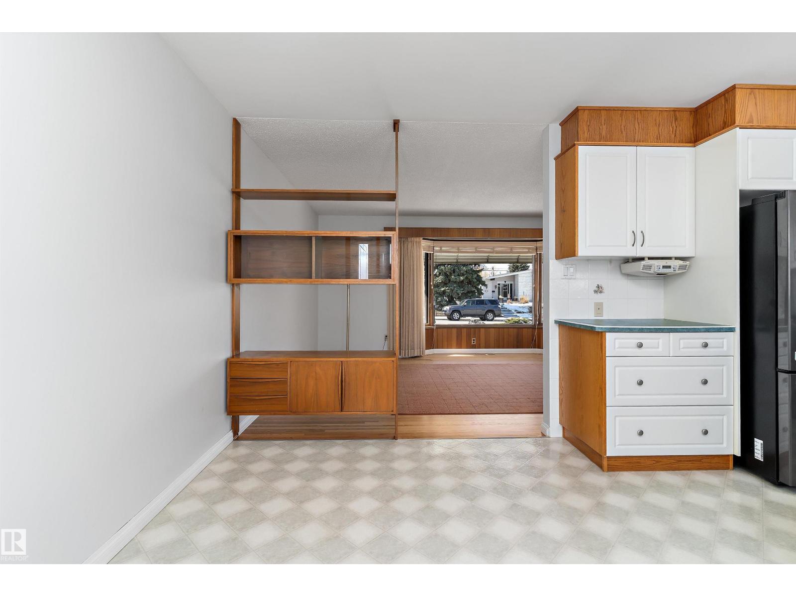 9411 68a St Nw, Edmonton, Alberta  T6B 1T9 - Photo 16 - E4484484