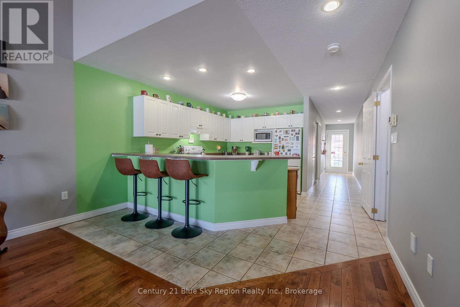 87 Fairway Drive, Callander, Ontario  P0H 1H0 - Photo 16 - X13052700