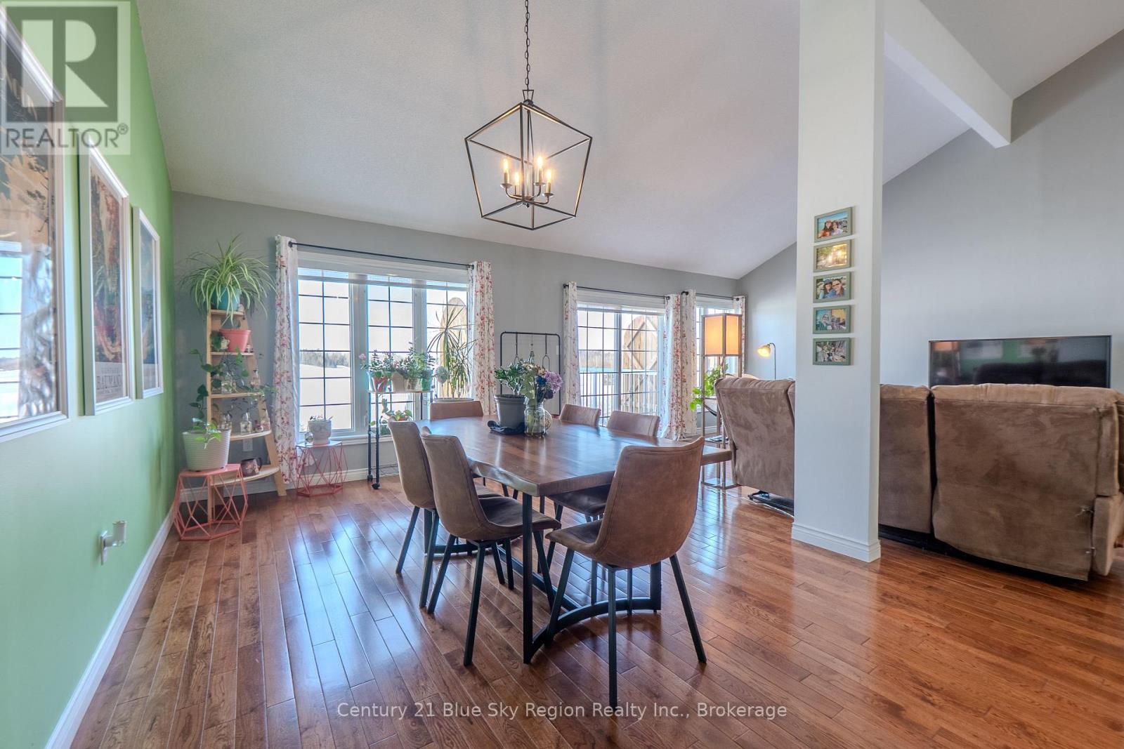 87 Fairway Drive, Callander, Ontario  P0H 1H0 - Photo 9 - X13052700