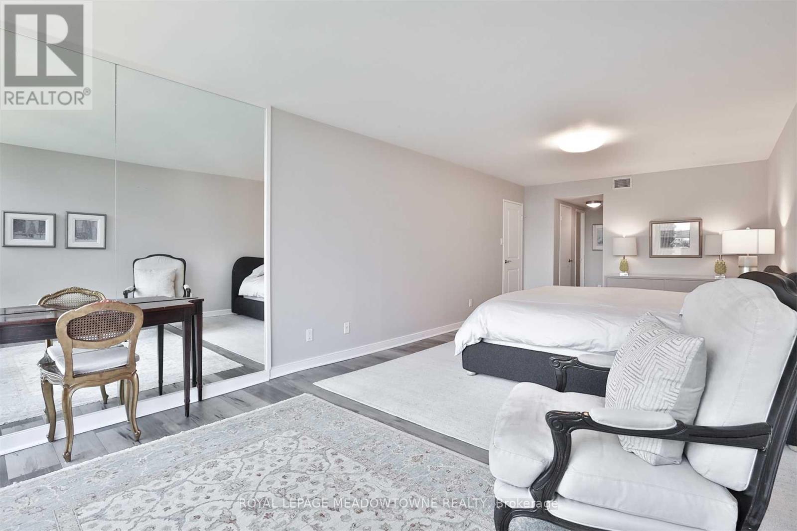 1201 - 30 Wellington Street E, Toronto, Ontario  M5E 1S3 - Photo 20 - C13053528