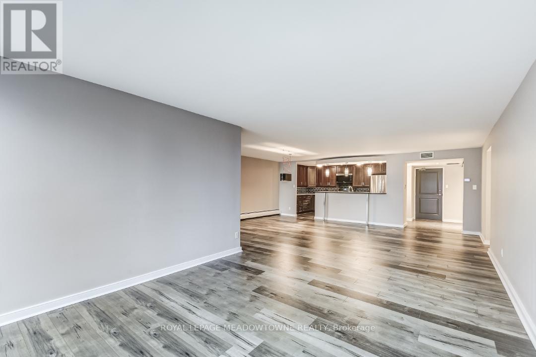 1201 - 30 Wellington Street E, Toronto, Ontario  M5E 1S3 - Photo 8 - C13053528