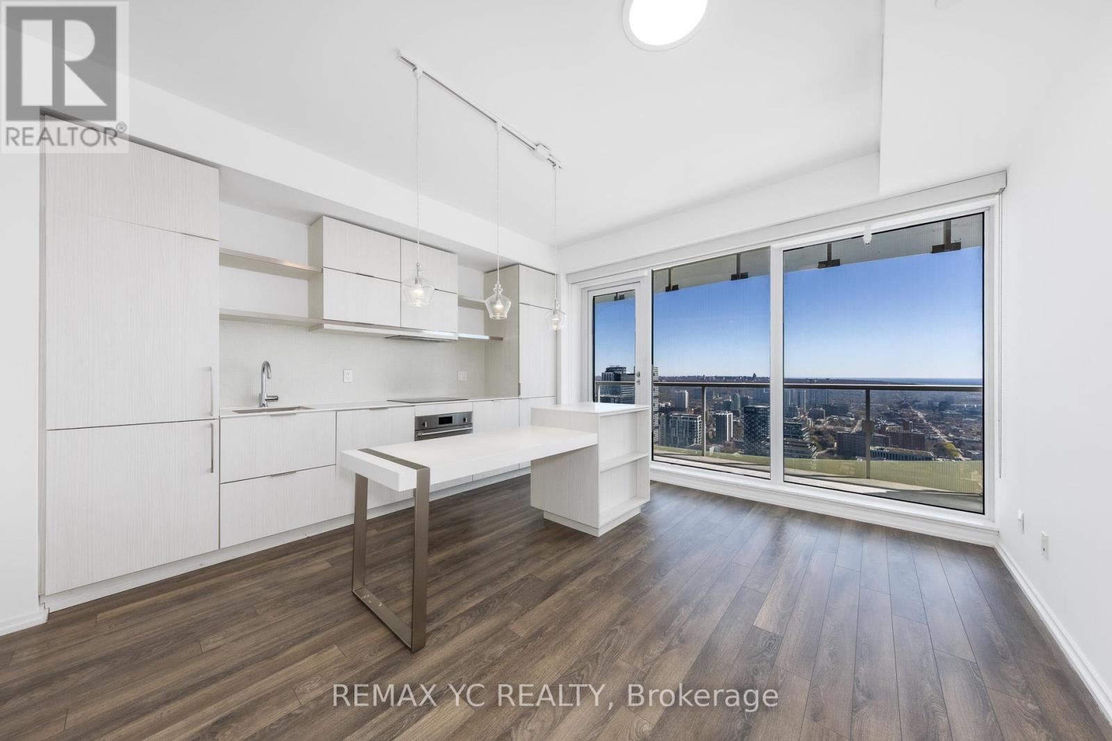 4404 - 197 YONGE STREET, Toronto, Ontario