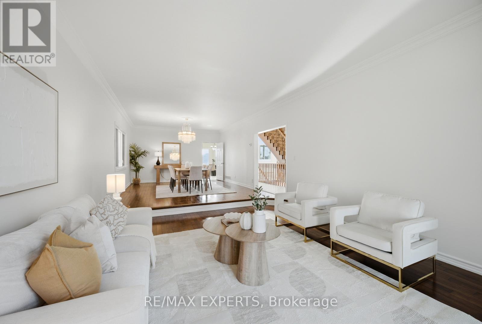 11 Horizon Court, Richmond Hill, Ontario  L4B 3G1 - Photo 11 - N13041606