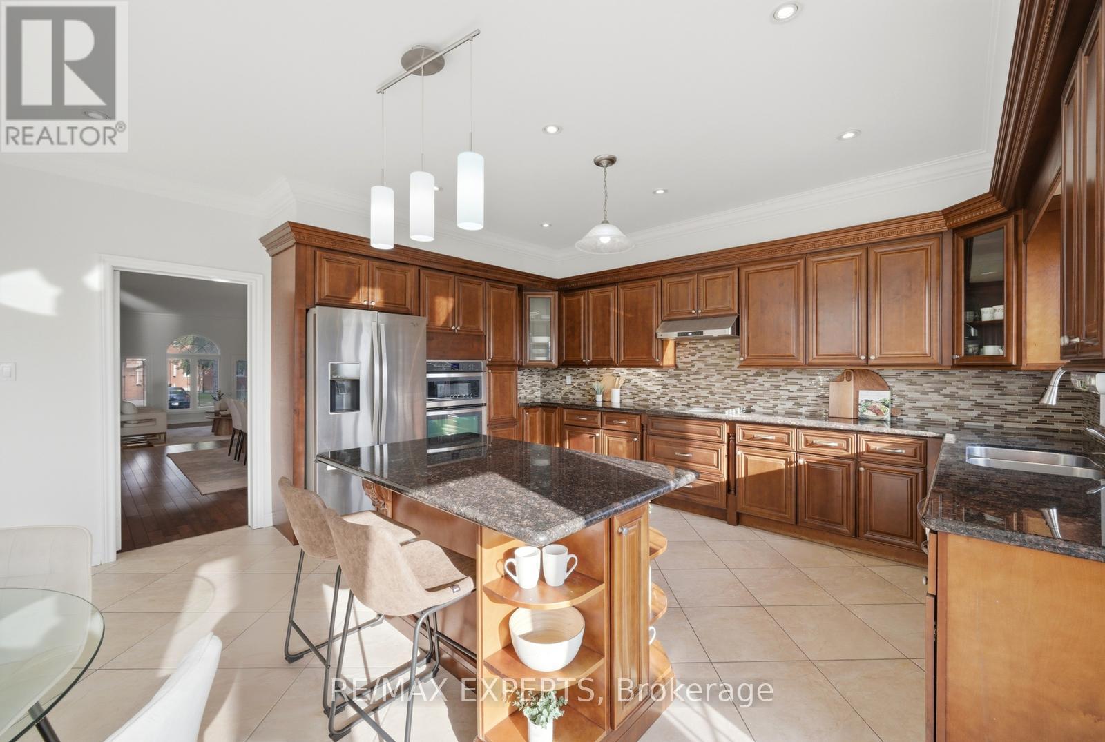 11 Horizon Court, Richmond Hill, Ontario  L4B 3G1 - Photo 16 - N13041606
