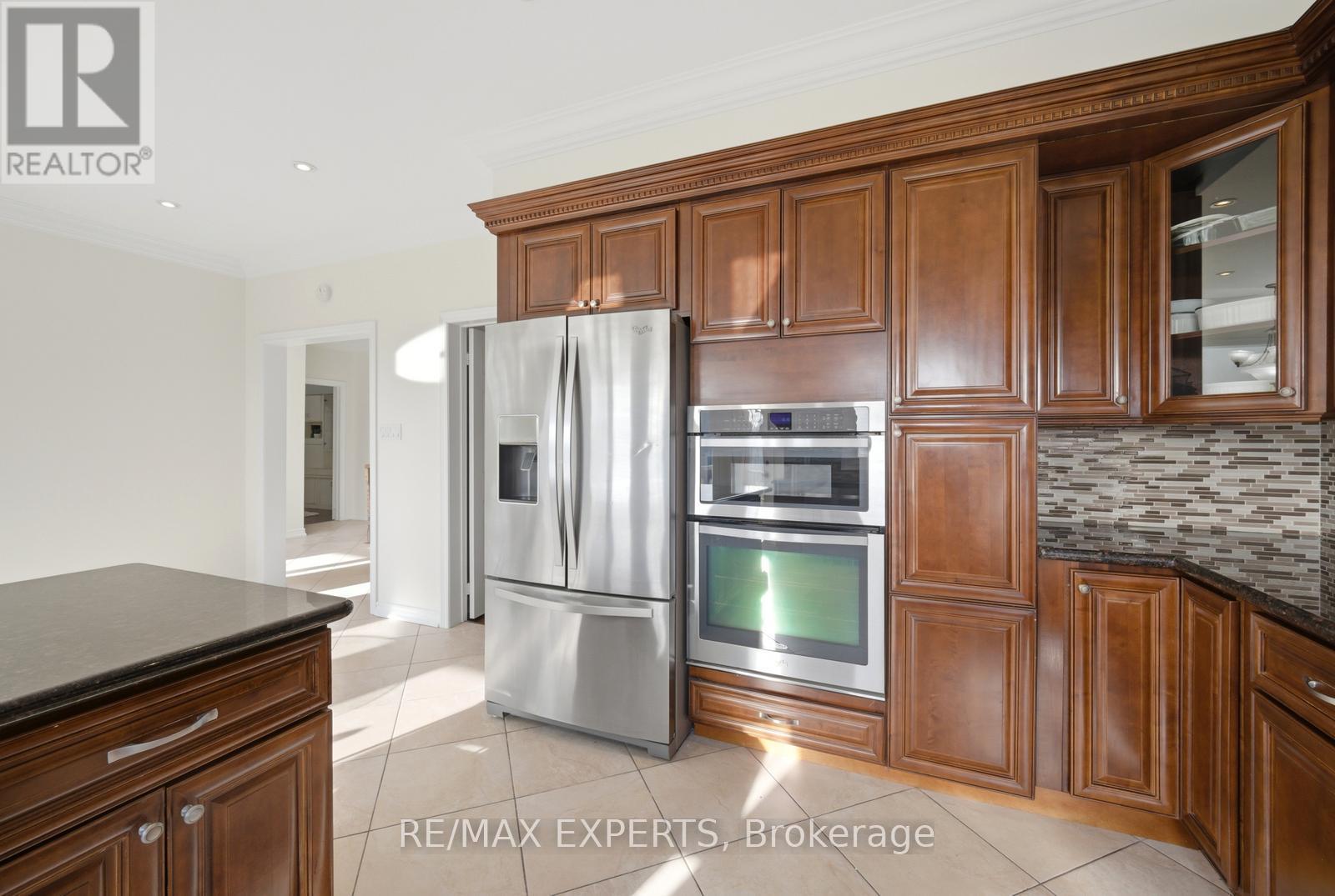 11 Horizon Court, Richmond Hill, Ontario  L4B 3G1 - Photo 19 - N13041606