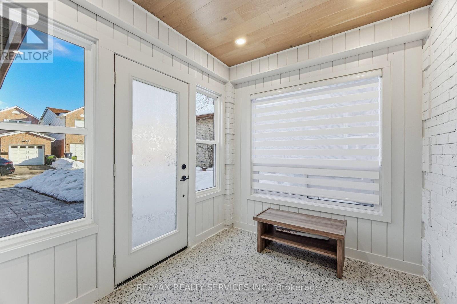 42 Frontier Pt Way, Toronto, Ontario  M1B 4G4 - Photo 4 - E13053520