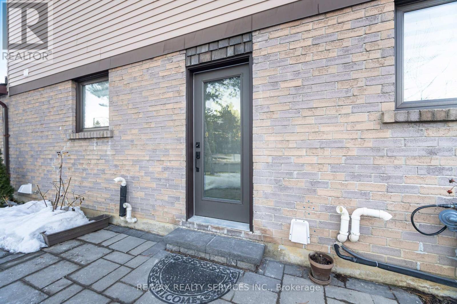 42 Frontier Pt Way, Toronto, Ontario  M1B 4G4 - Photo 45 - E13053520