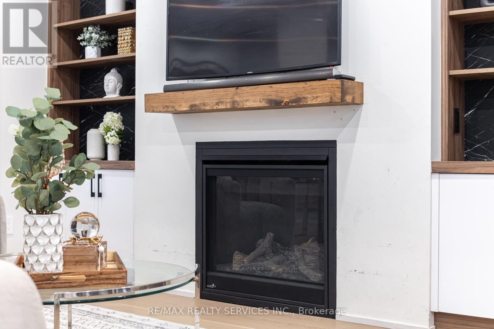 42 Frontier Pt Way, Toronto, Ontario  M1B 4G4 - Photo 9 - E13053520