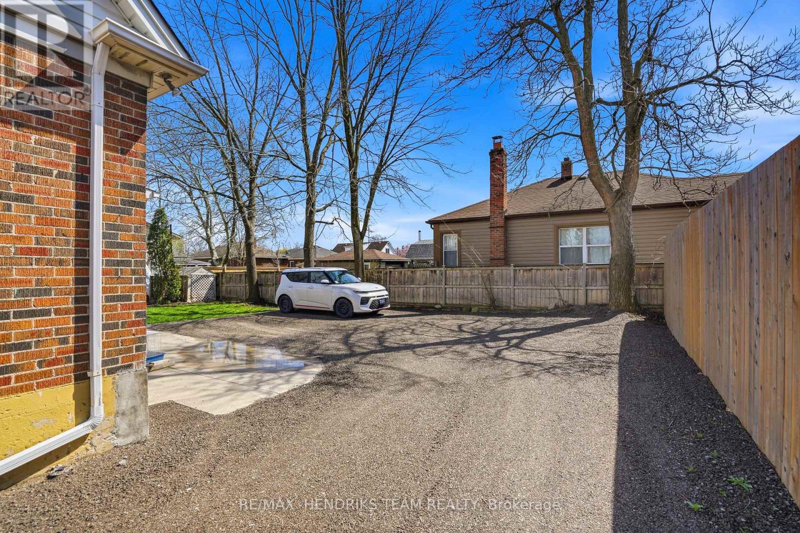 140 Eastchester Avenue, St. Catharines, Ontario  L2P 2Z4 - Photo 23 - X12918522