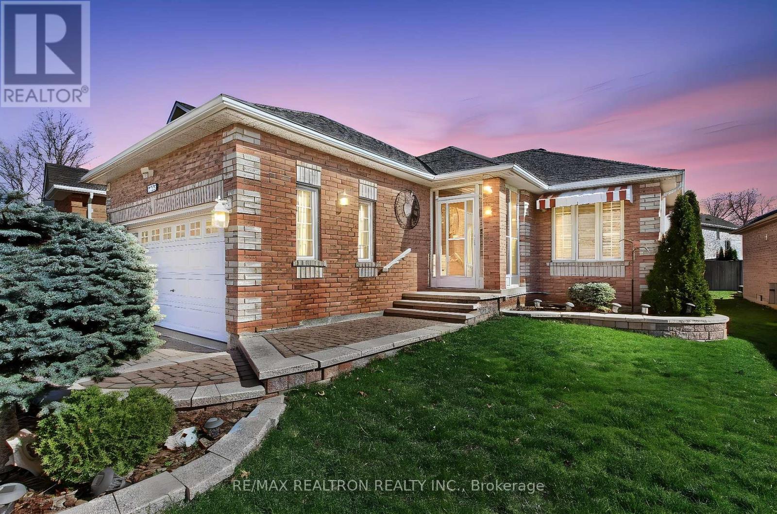 2003 Webster Boulevard N, Innisfil, Ontario  L9S 2A3 - Photo 1 - N13053538