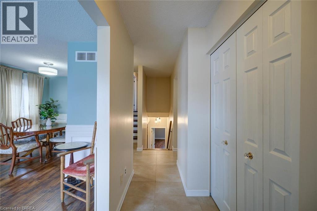 31 Coxwell Crescent, Brantford, Ontario  N3P 1P5 - Photo 6 - 40806429