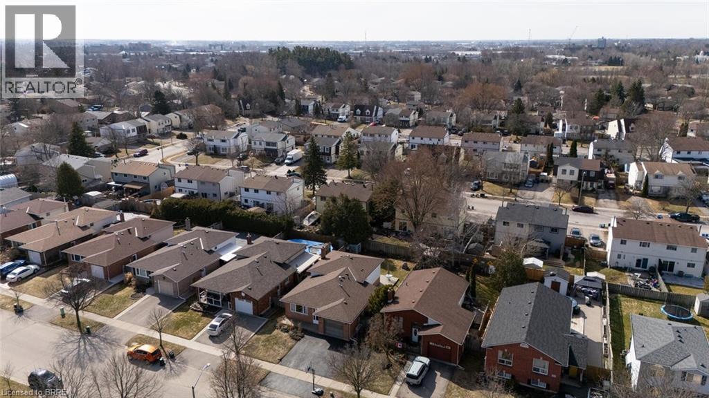 31 Coxwell Crescent, Brantford, Ontario  N3P 1P5 - Photo 3 - 40806429