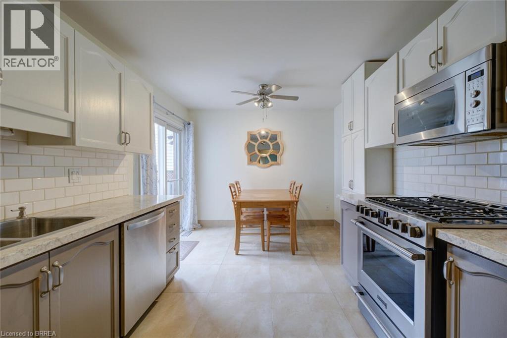 31 Coxwell Crescent, Brantford, Ontario  N3P 1P5 - Photo 12 - 40806429