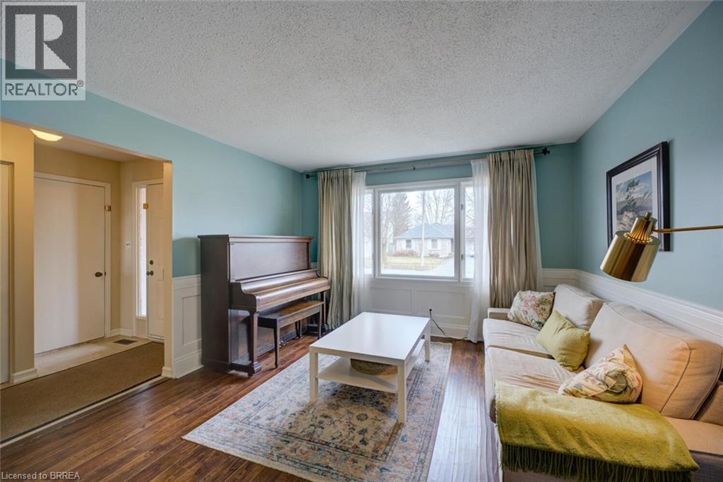 31 Coxwell Crescent, Brantford, Ontario  N3P 1P5 - Photo 8 - 40806429