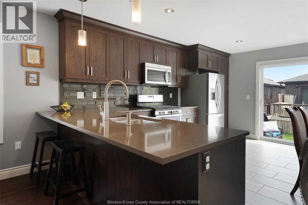 11917 Maitland, Windsor, Ontario  N8P 0B9 - Photo 13 - 26009360