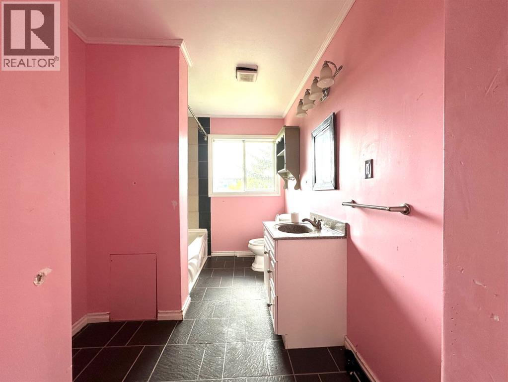 400 Strom Street, Heisler, Alberta  T0B 2A0 - Photo 21 - A2246760