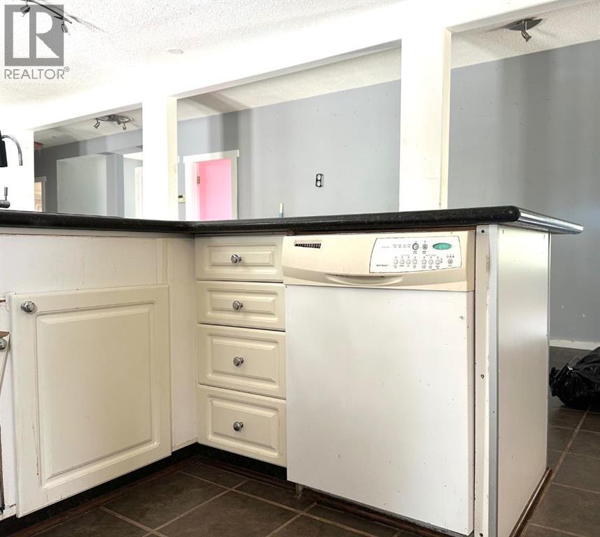 400 Strom Street, Heisler, Alberta  T0B 2A0 - Photo 36 - A2246760