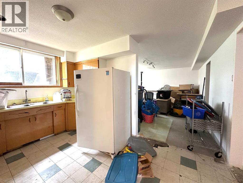 400 Strom Street, Heisler, Alberta  T0B 2A0 - Photo 42 - A2246760